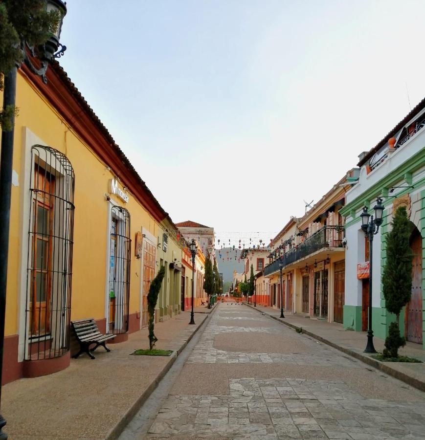 Hotel Amayal San Cristóbal de Las Casas Exterior foto